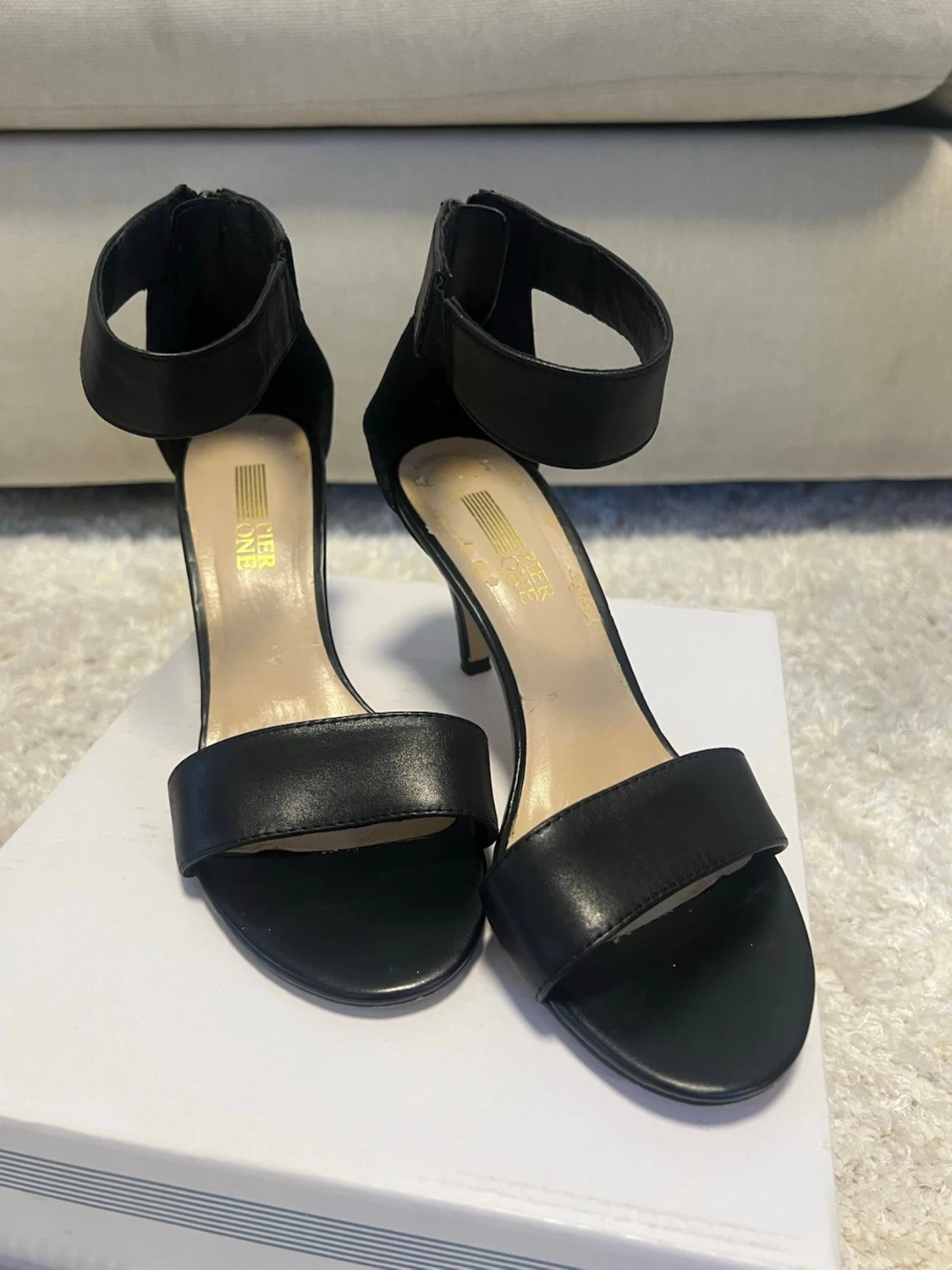 Svarta pumps från Pier one - 1