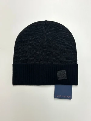 Lv Mössa - Helt ny aldrig använd. Storlek: One Size. Snabb frakt