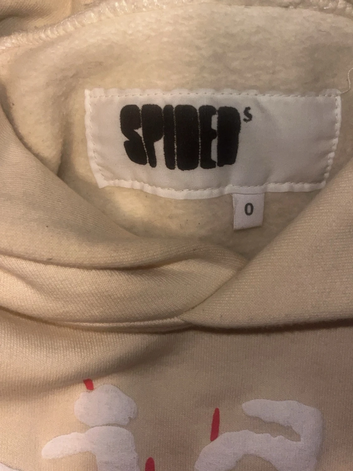Beige hoodie med spindelnätsprint - 4