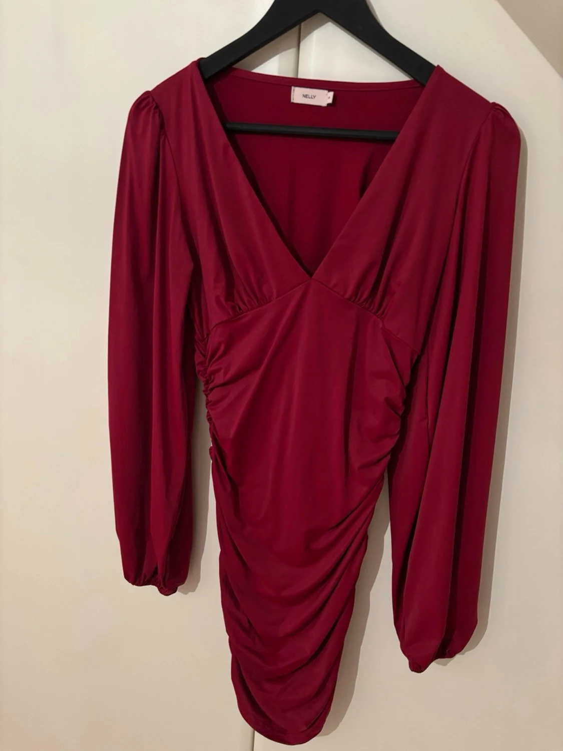 Vinröd Sleeve Dress - 2