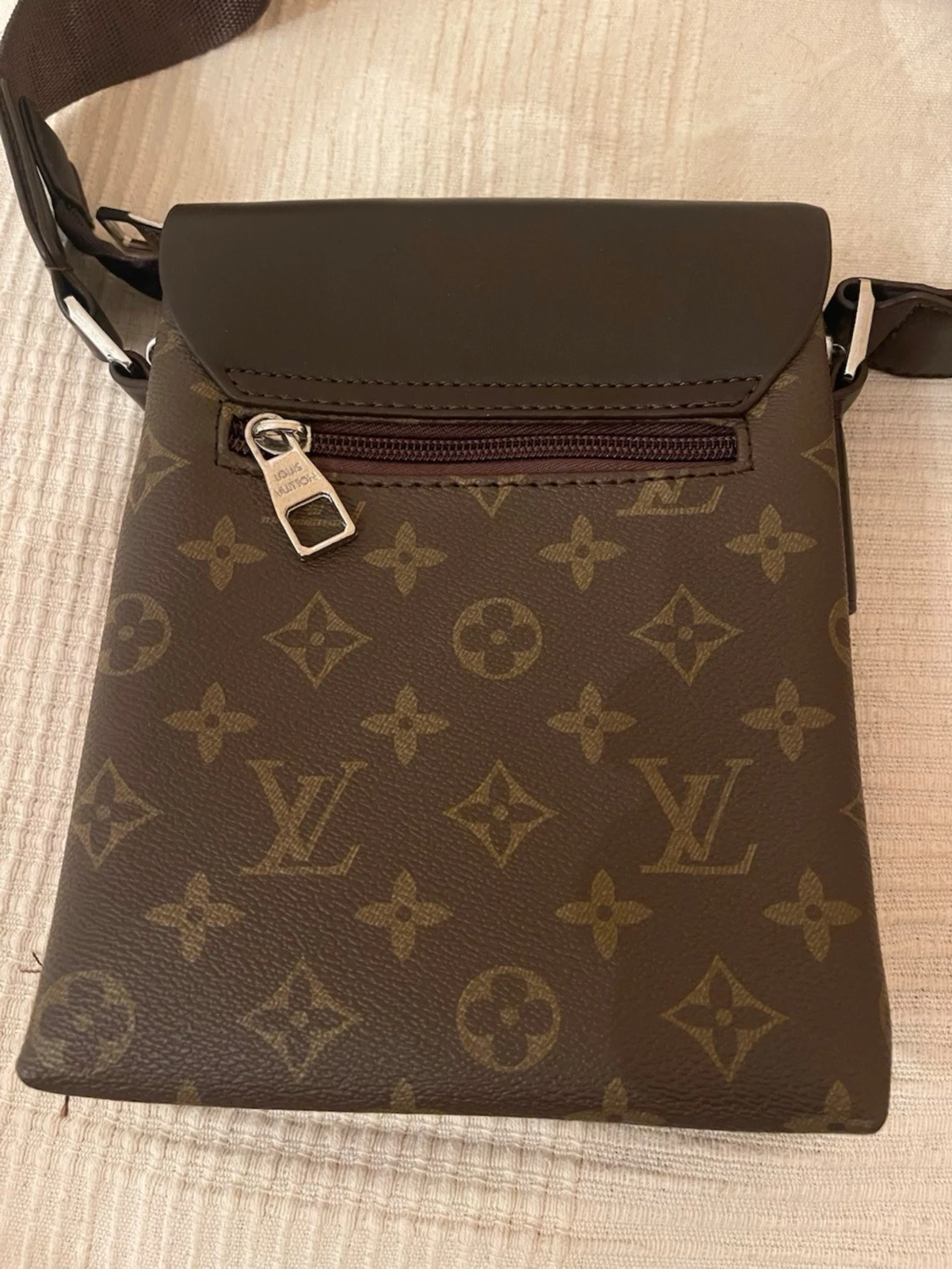  axelväska helt ny  - 2