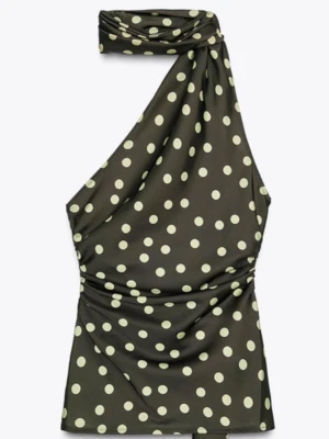  triplettprickig oneshoulder topp - Snygg topp från Zara som är ny med prislapp! Säljer för att toppen tyvärr var för stor..