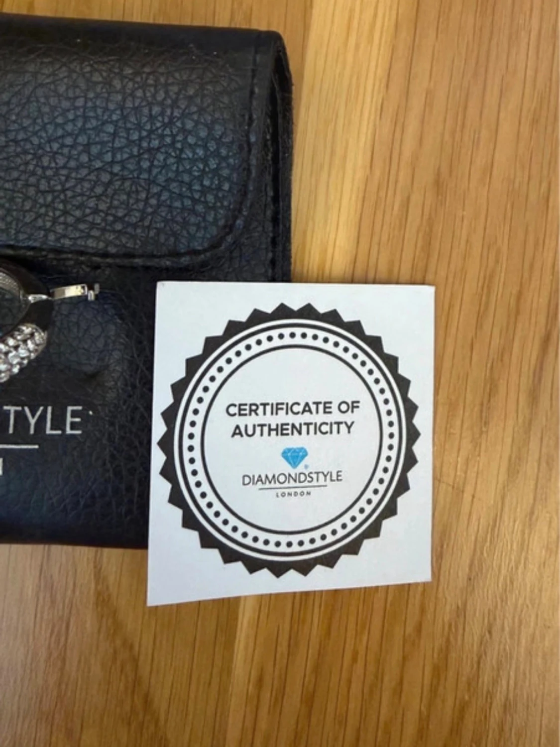 Armband bangle med stenar - 1