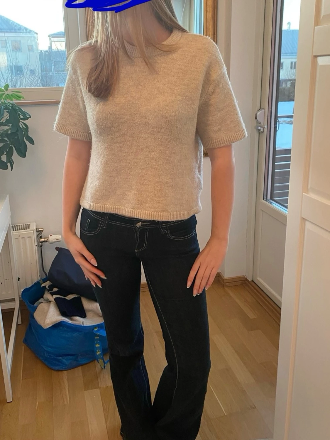 Beige stickad kortärmad topp