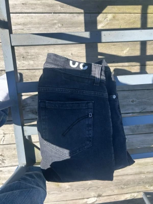 Dondup jeans George  - Dondup jeans George i nyskick, storlek 30. Pris kan diskuteras 