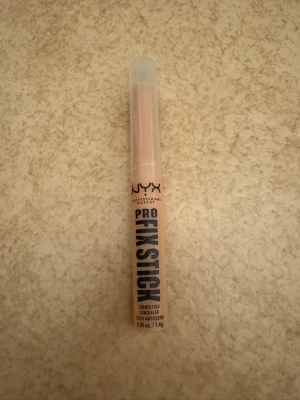 Nyx fix stick - Färgen 06 natural. Endast testad.