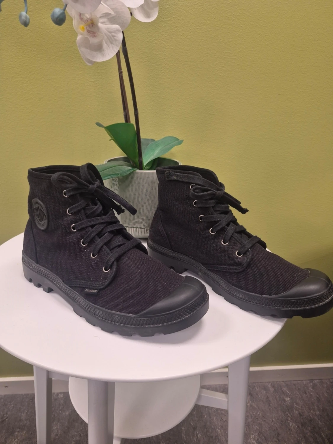 Palladium Pampa Hi Kängor Svarta EUR 43 passar 42 - 1