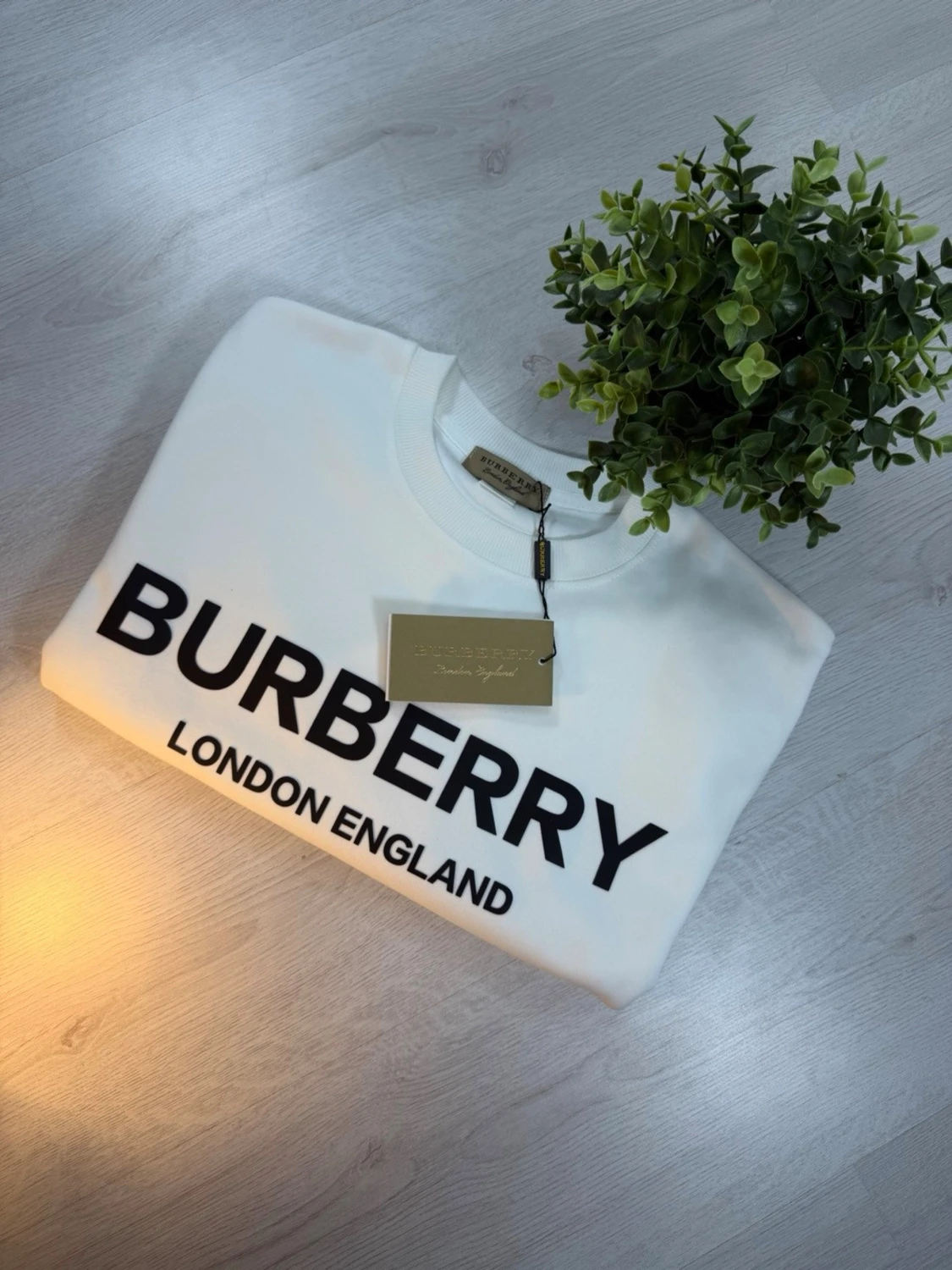 Burberry  - 2