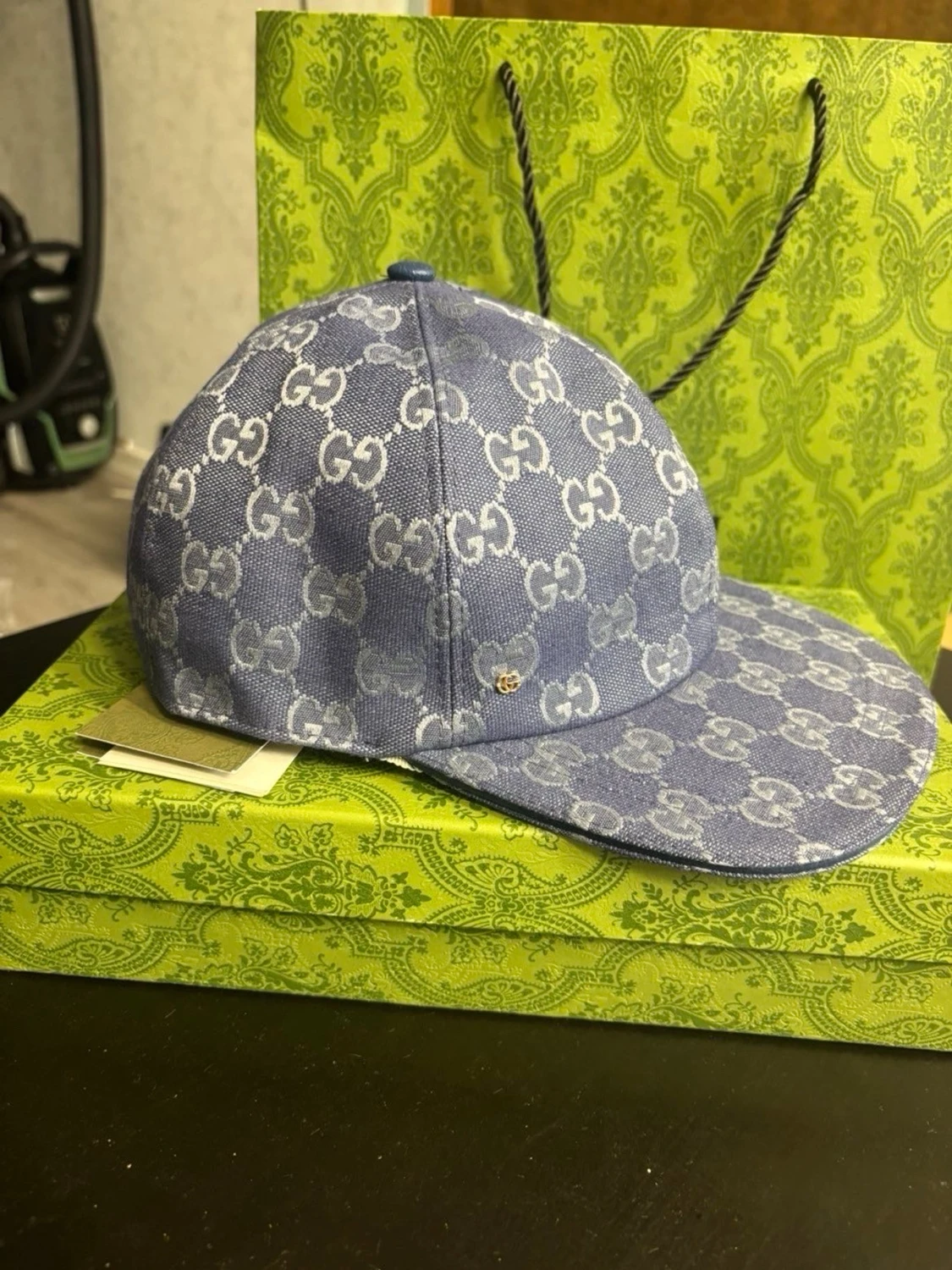 Blå Gucci keps med monogram