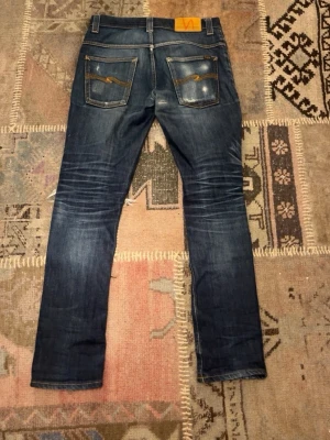 Nudie Jeans - W30 L32 Tja säljer ett par riktigt snygga Nudie Jeans för 859! Pris är ej hugget i sten, hör av er i dm vid funderingar 🙌