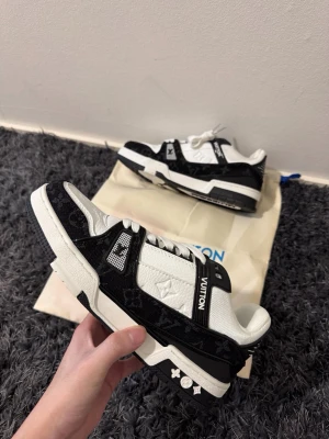 Llv  sneakers - Size 43, brand new, good quality