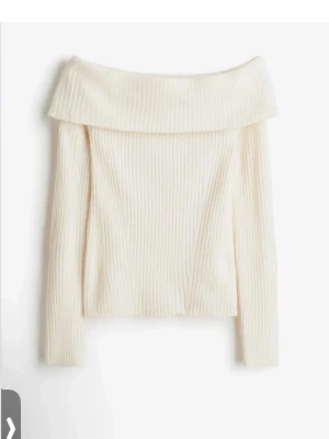 Off-shoulder topp - Super fin och endast använd en gång!!