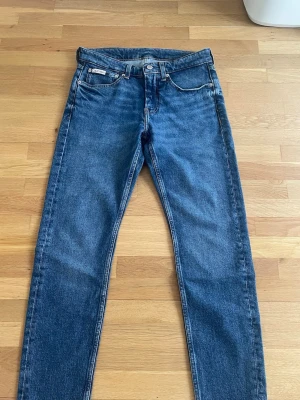 Jeans - Säljer ett par jeans från Calvin Klein i nytt skick i storlek 29/30 