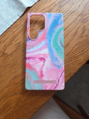 Skal samsung s25 ultra  - Skal från Ideal of Sweden, jättefint skick