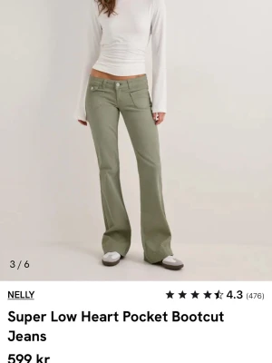 Nelly jeans  - Fett snygga gröna trendiga lågmidjade jeans! I storlek 38/EU !!💞