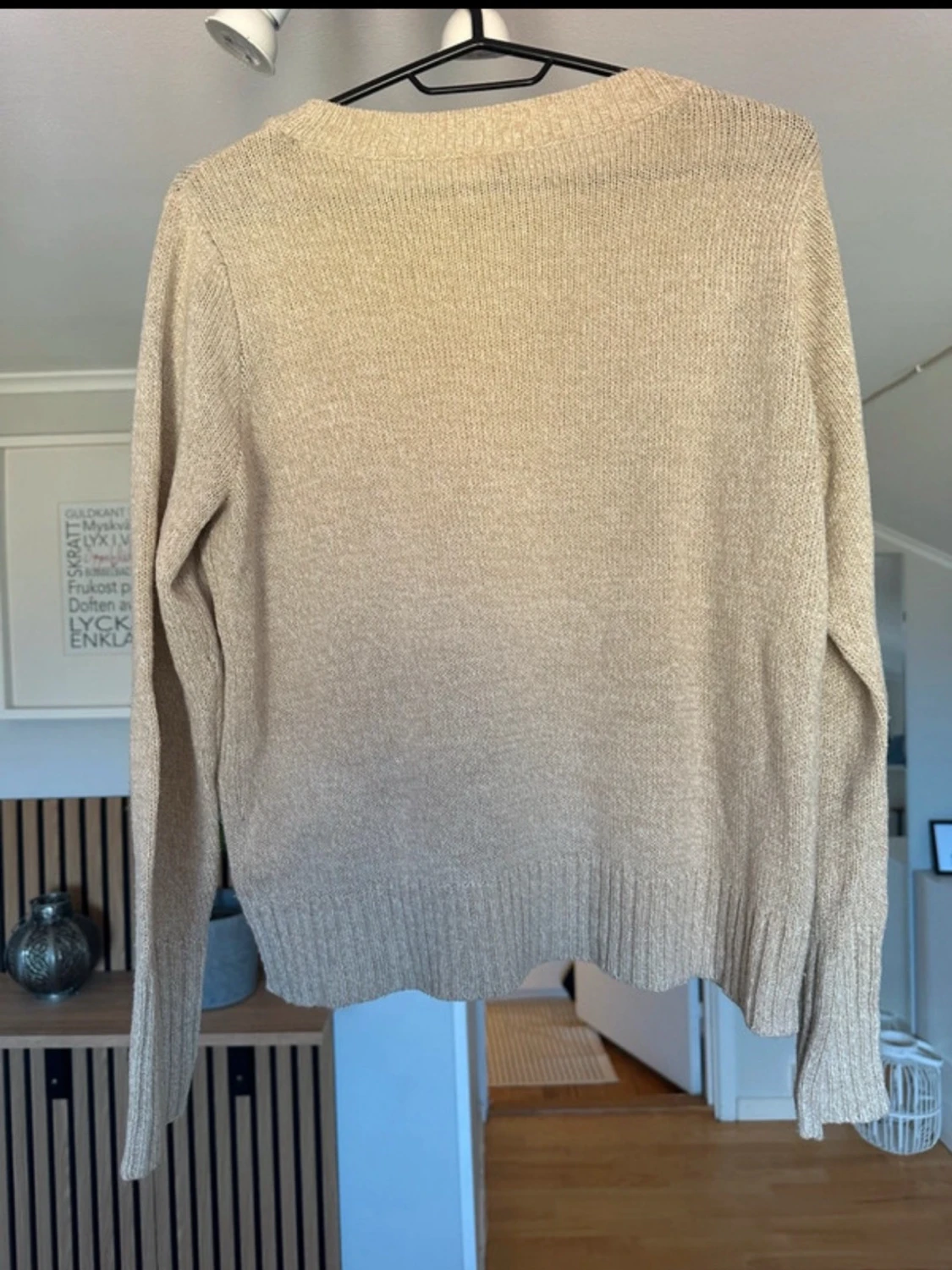 Beige stickad tröja från Divided - 3