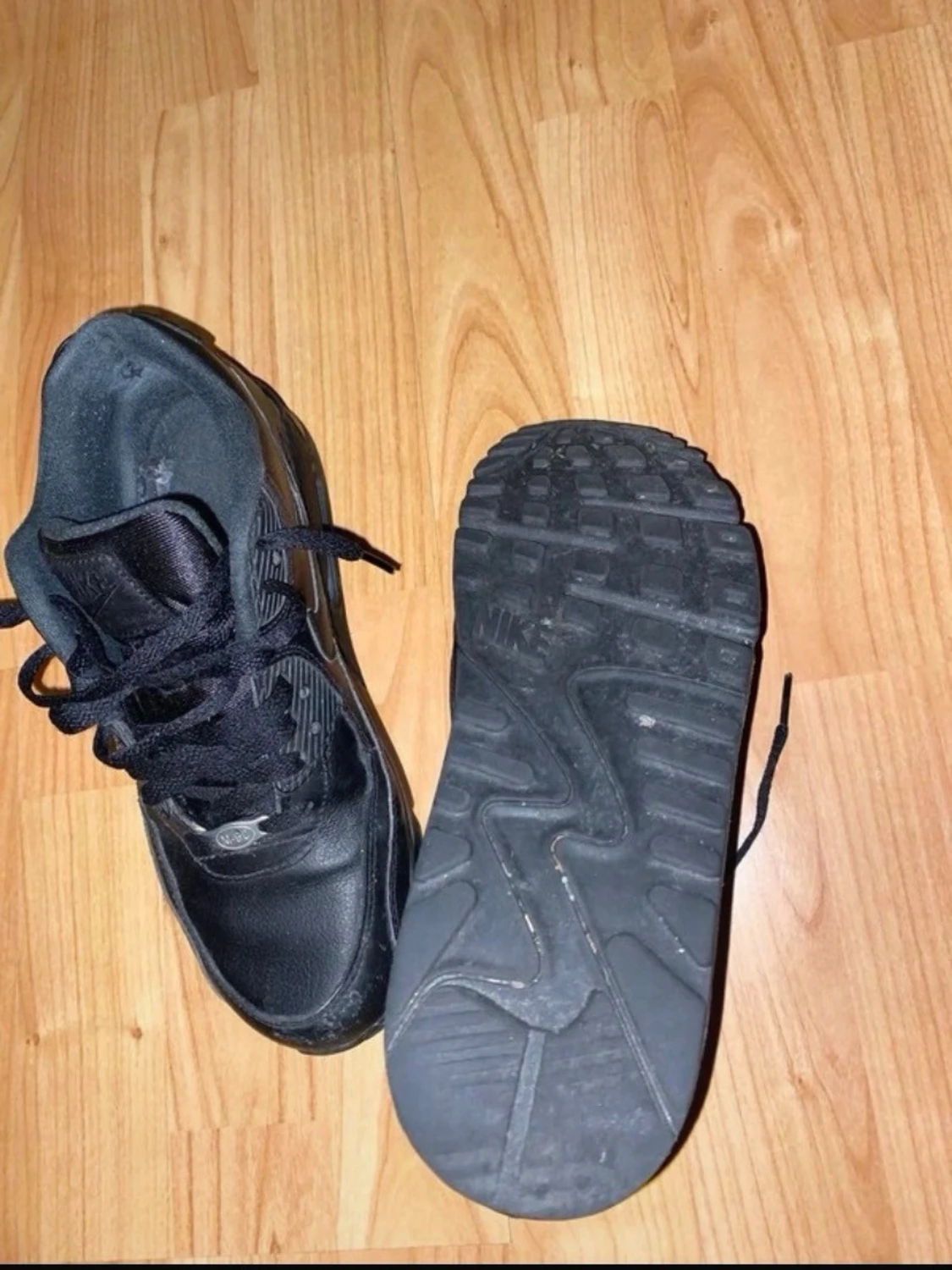 Svarta Nike Air Max 90 sneakers - 4