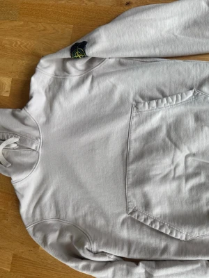 Beige hoodie från zara - Snygg beig  hoodie 
