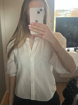 vit blus - super gullig blus🩷🩷