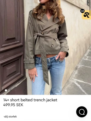 Trench coat - Söker denna jackan i s