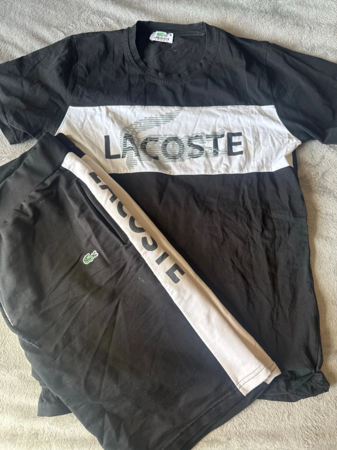 Svart och vit Lacoste set