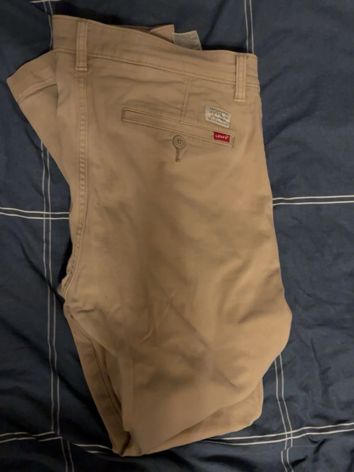 Beige chinos från Levi's - 1