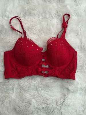 Hunkemöller Bh  - Fint skick! Stl 80C