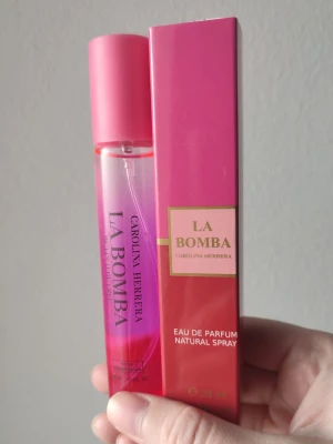 Carolina Herrera La Bomba - Carolina Herrera La Bomba perfume. 33ml bottle. New!