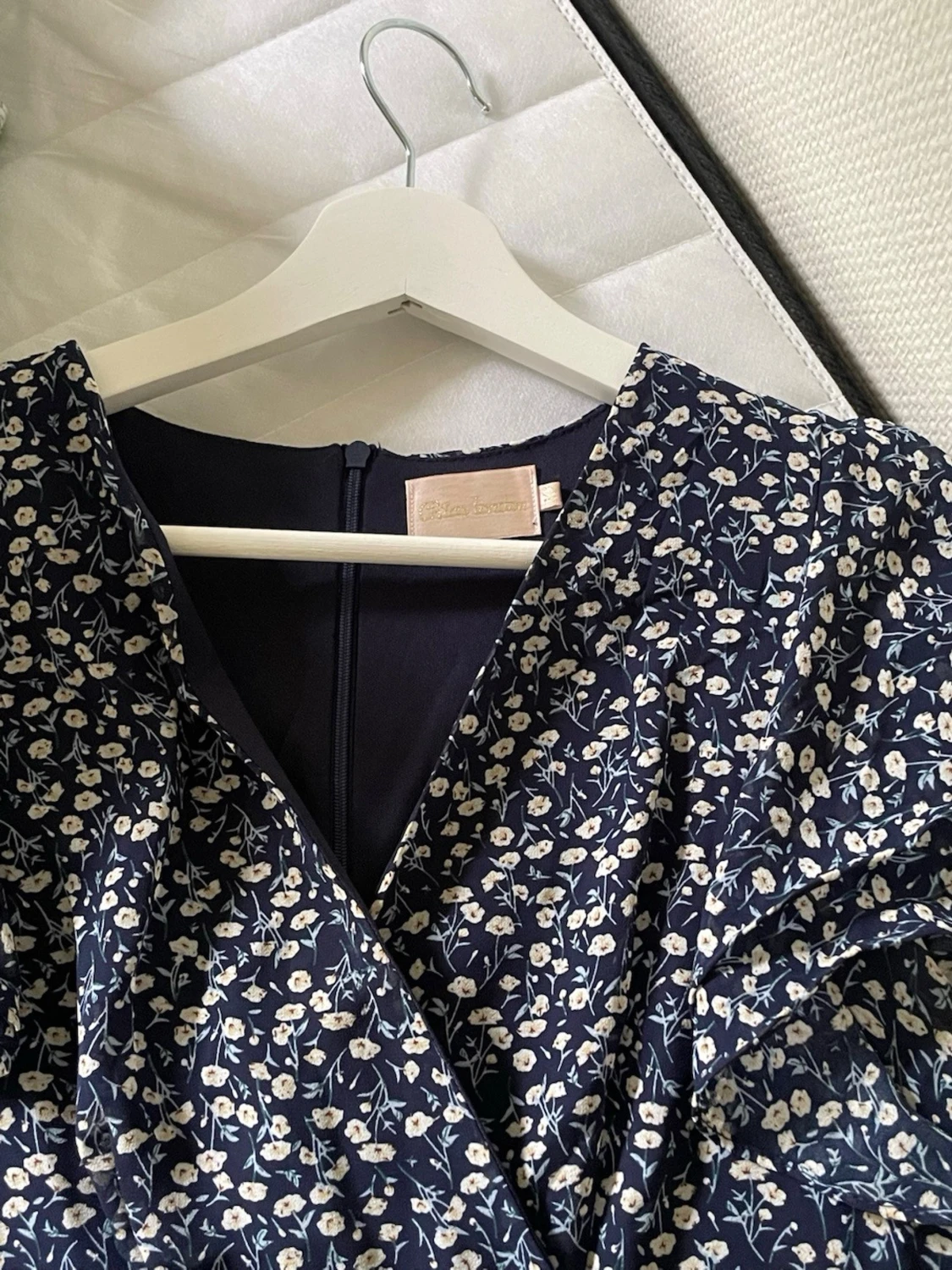 Blommig blå klänning från Gina Tricot - 4
