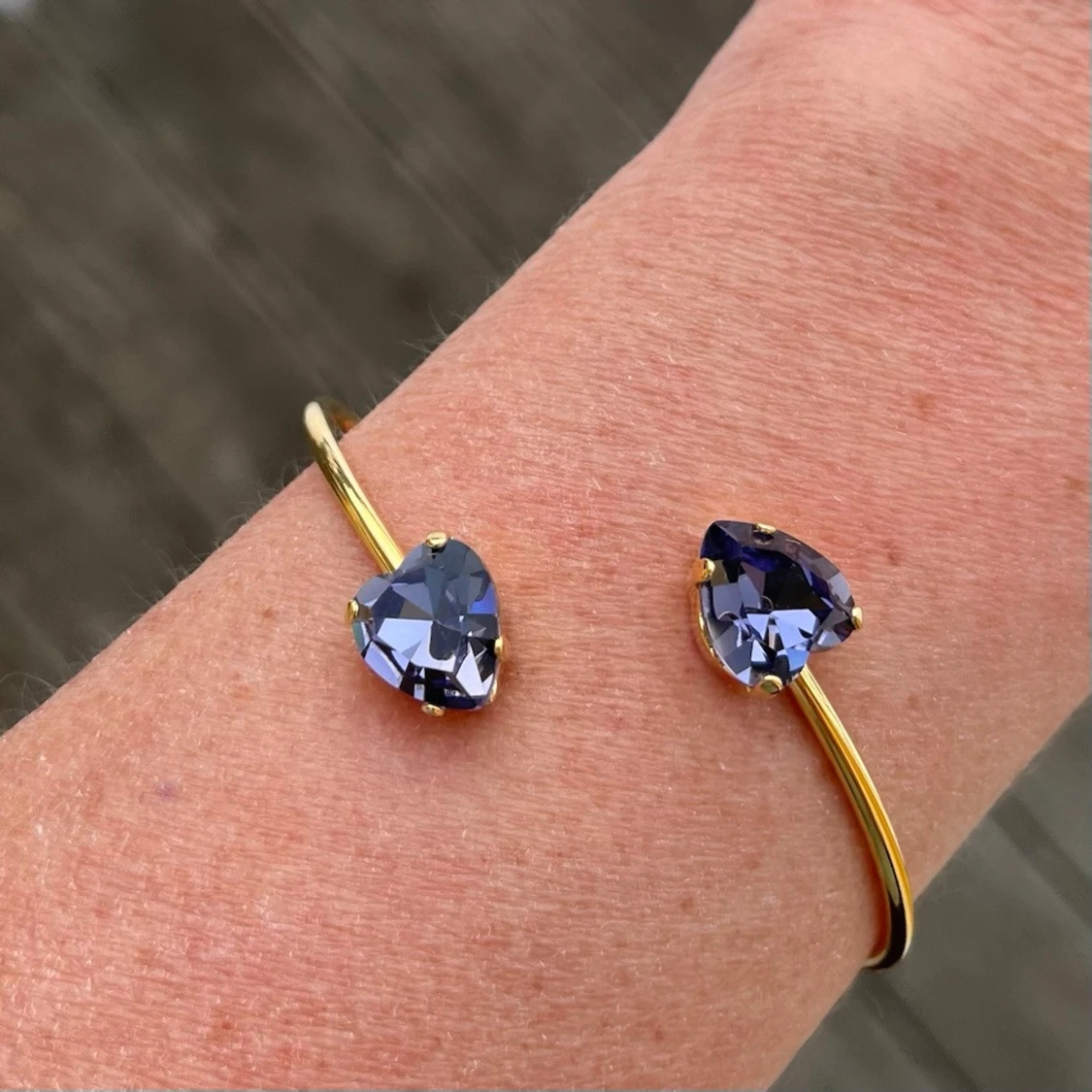 Armband, Bangle, guldpläterad hjärt kristaller.  - 5