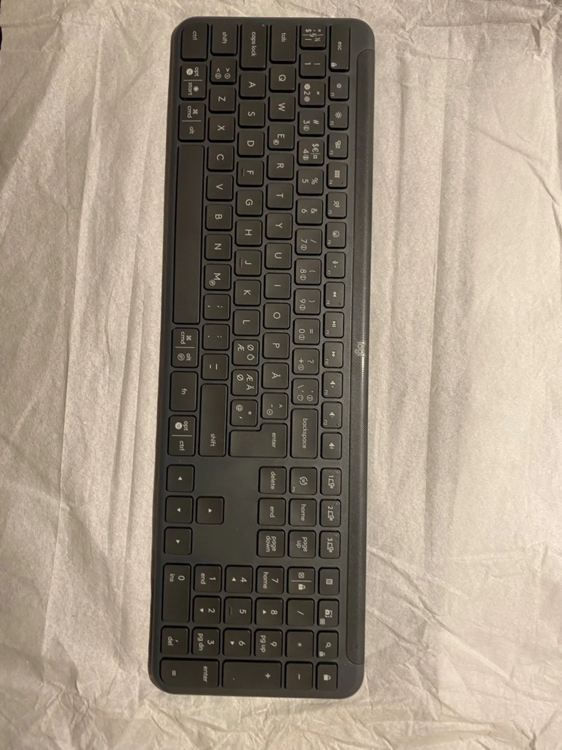 Logitech Signature Slim Combo MX950 - 4