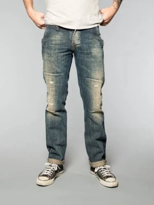 Vintage nudie selvage lab 17  - Tjena! Säljer dessa väldigt feta och limiterade nudie selvage lab byxorna, jeansen är i fint skick utan skador, nudies lab serien tillverkades mellan 2009-2013 och är utav högsta kvalitet med äkta silver knappar, W30/L30, hör av dig vid funderingar!🙌