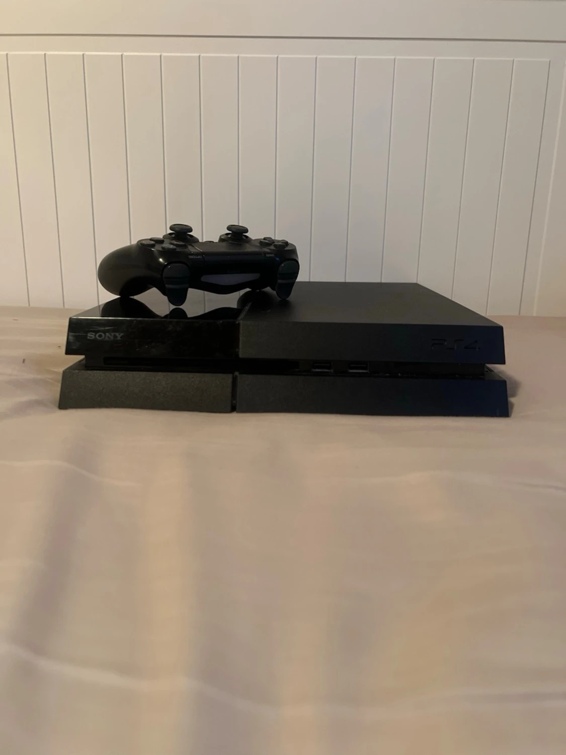 PlayStation 4 med handkontroll - 3