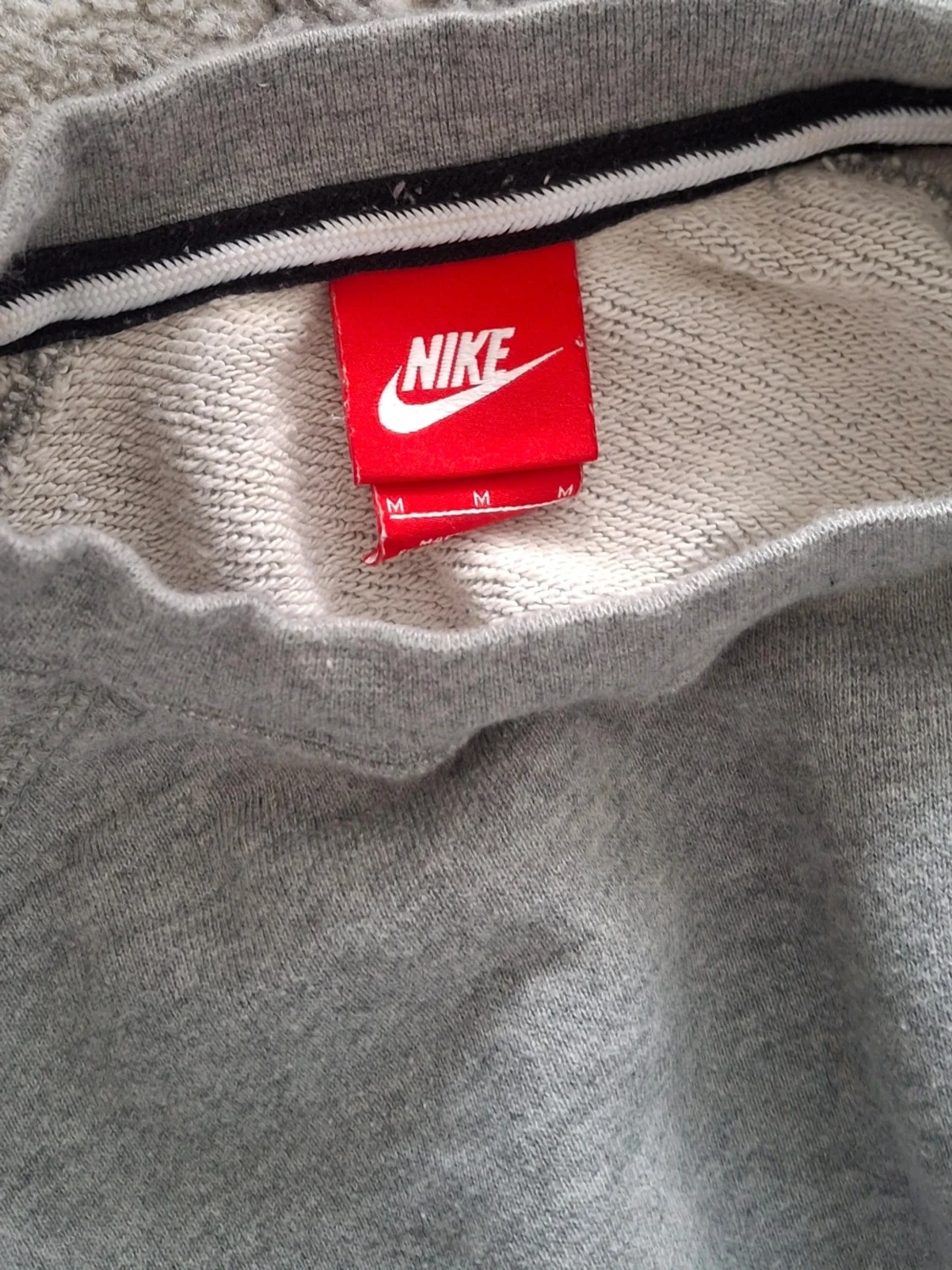 Grå sweatshirt från Nike - 4
