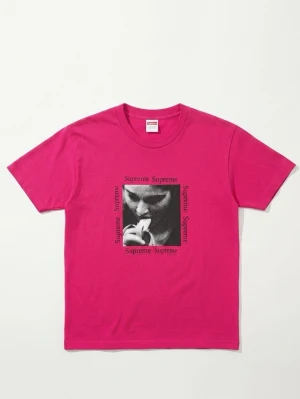 Supreme t-shirt  - Supreme Banana Tee. Storlek M. Knappt använd, i gott skick. 