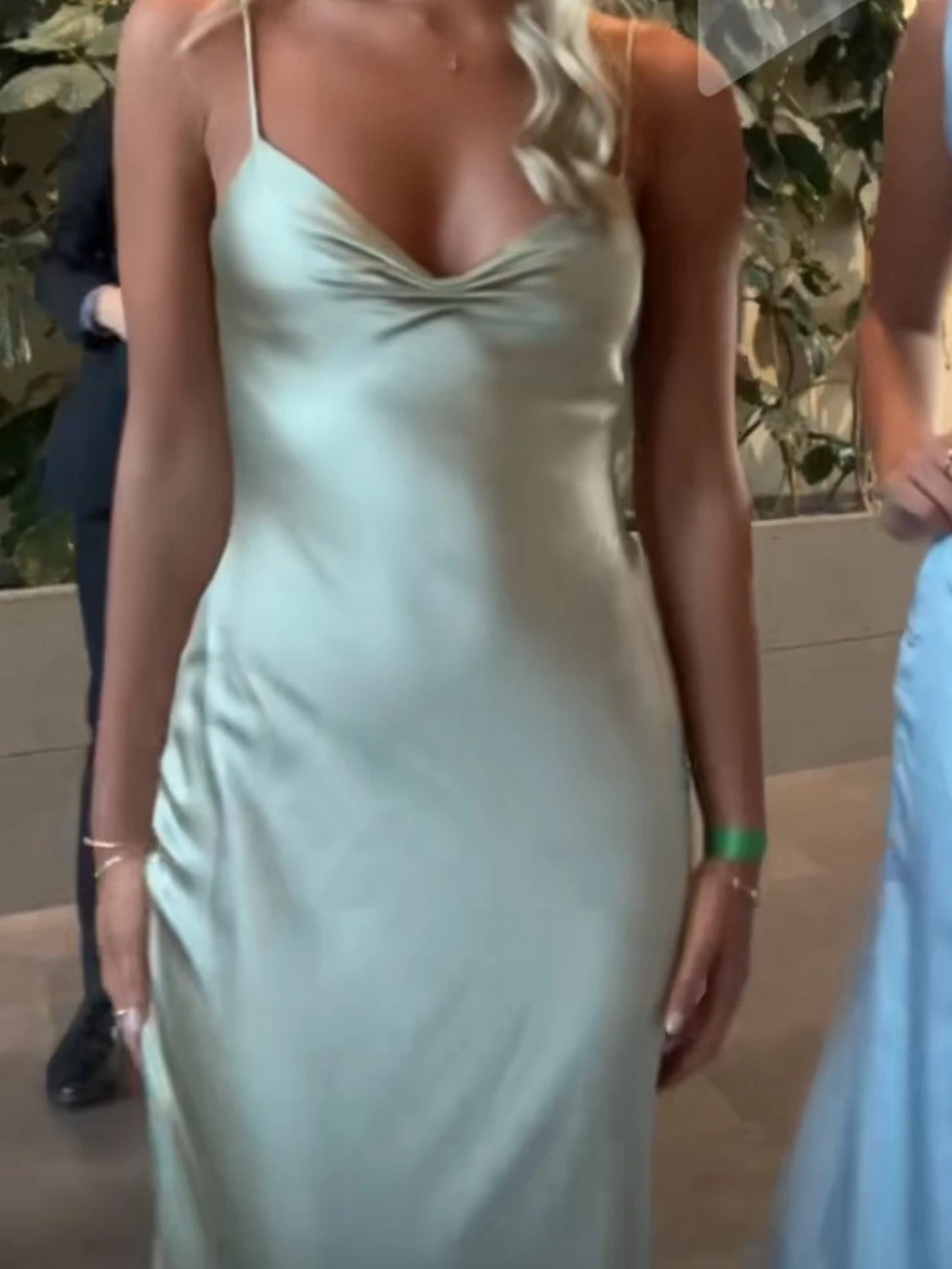 Ljusgrön balklänning  - 1