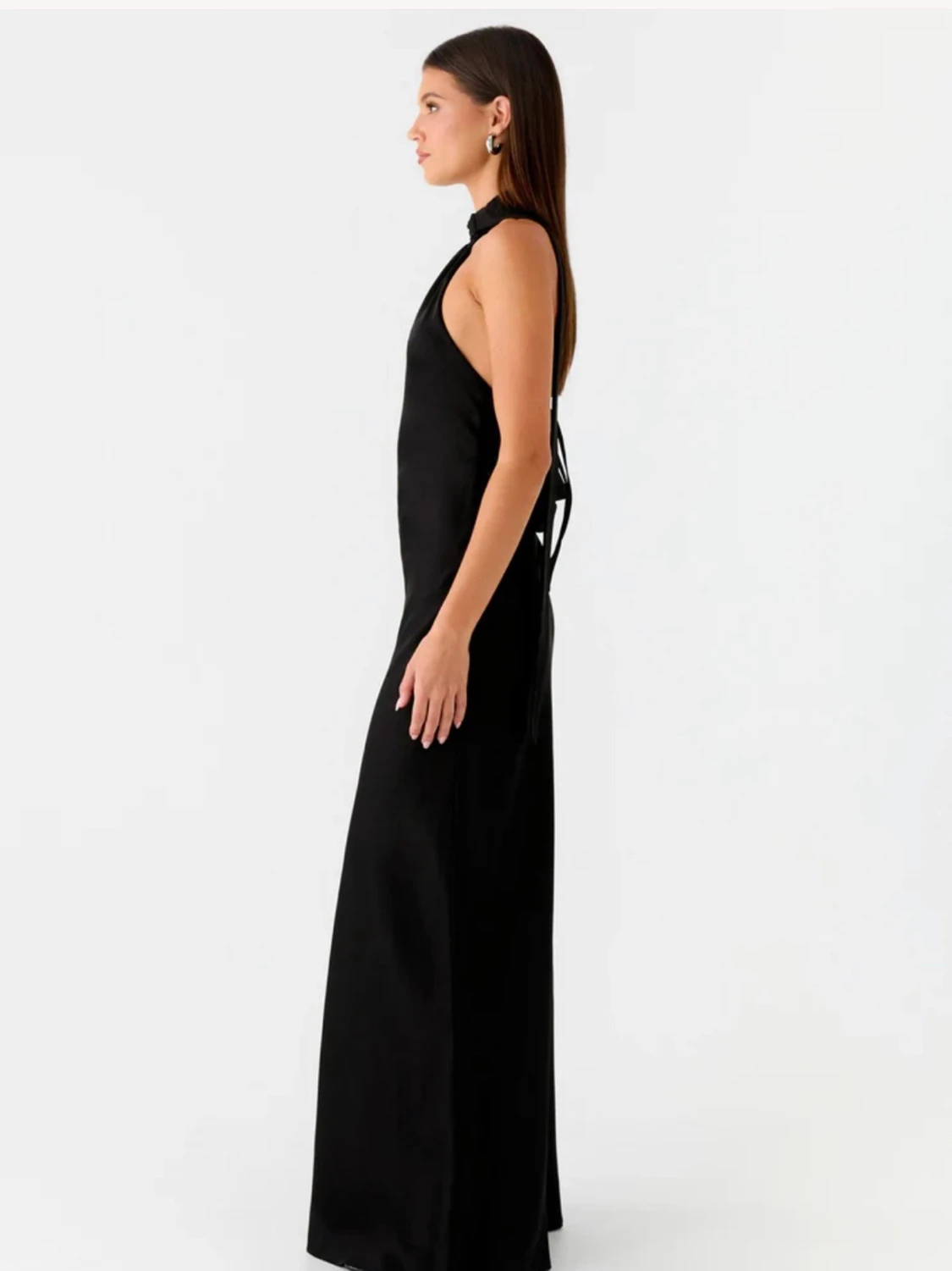 Svart långklänning/balklänning med halterneck - 2