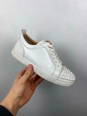 Christian Louboutin skor - Size 39 | Skick 8/10 | Endast skor medföljer | Hör av dig vid frågor!