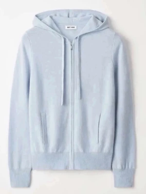 Ljusblå zip hoodie från Soft Goat - Säljer min ljusblå zip hoodie från soft goat, superfint skick inga defekter, jättefin till våren och sommaren 