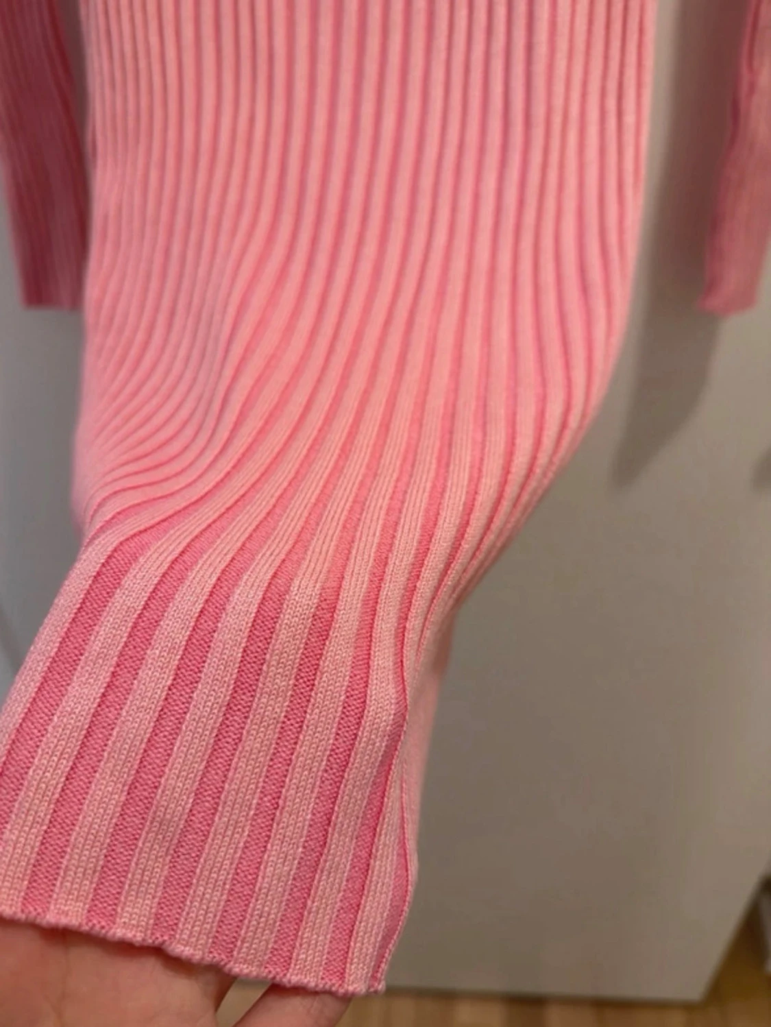 Rosa ribbad klänning från H&M - 4