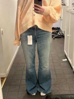 Zara jeans - Superfina jeans från zara. Har inte kommit till användning