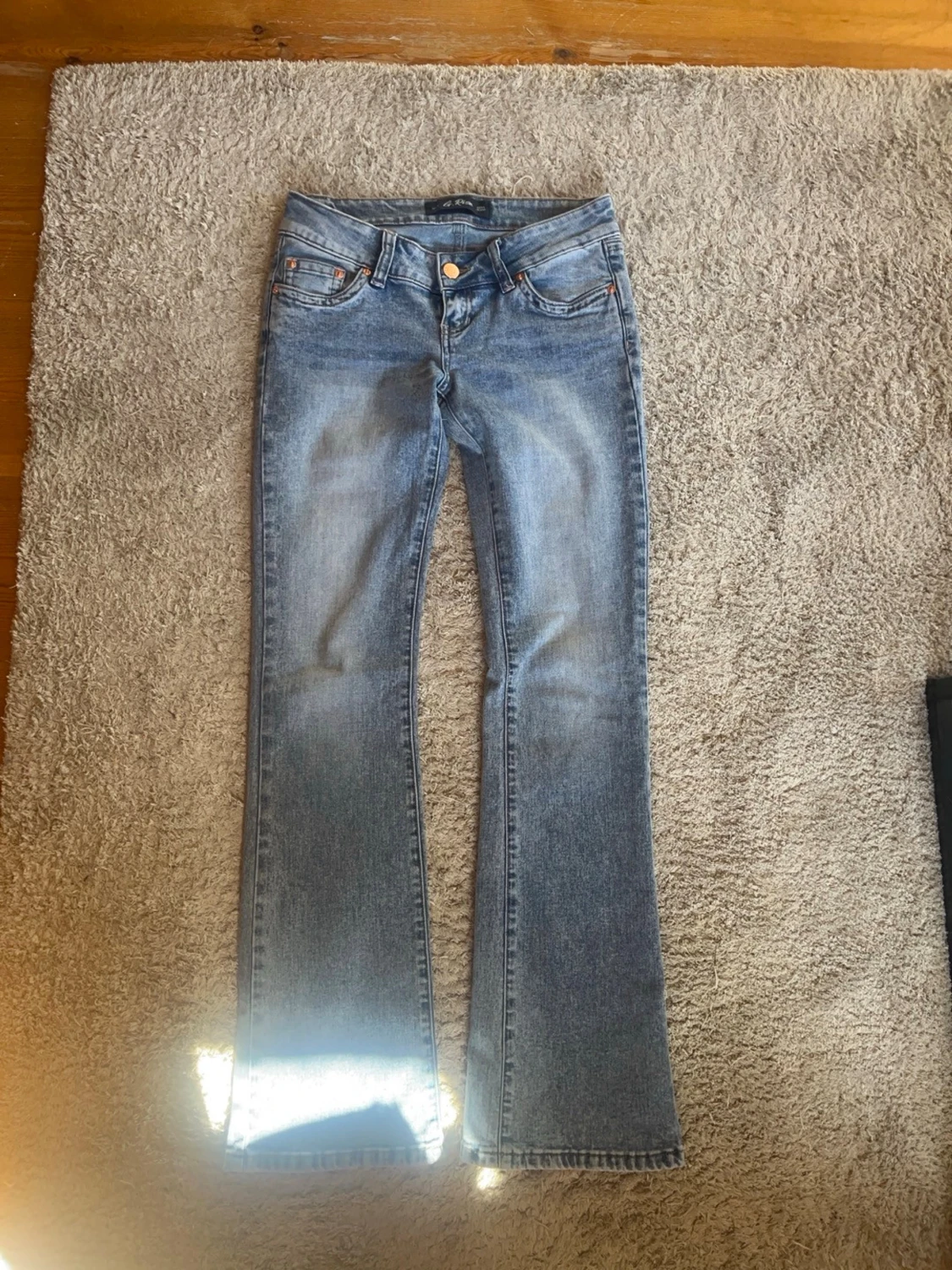 Lågmidjade jeans från G-Rise  - 2