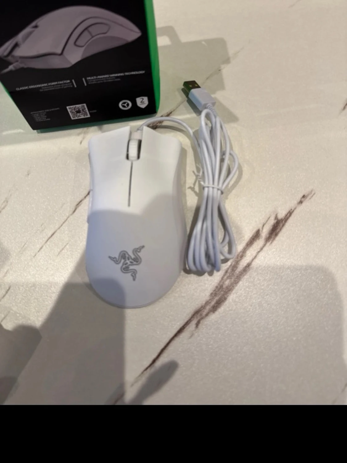 Razer DeathAdder Essential White Edition - 4