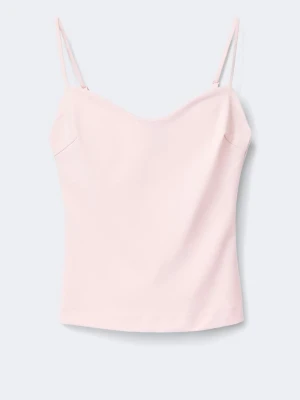 Rosa topp - En helt ny topp från Gina 14+ med prislapp kvar, säljs denna inte inom kort för jag en retur då den inte satt fint på mig, inga skador osv