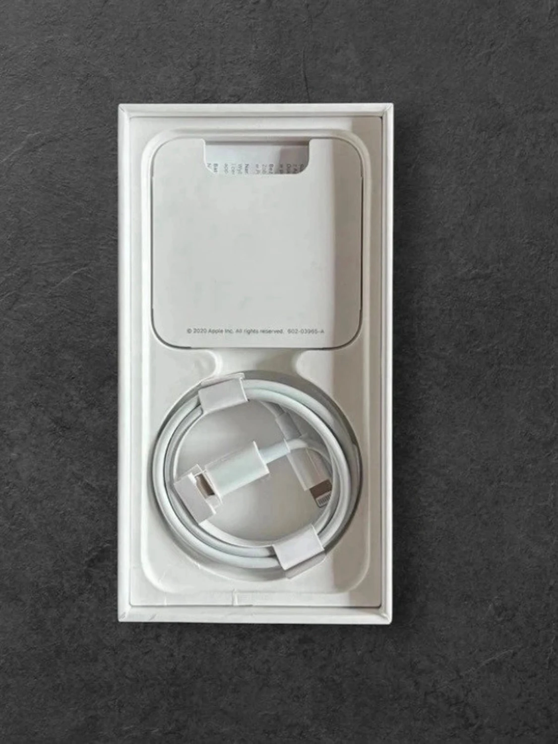 iPhone 12 mini 265gb med USB-C till Lightning-kabel - 2