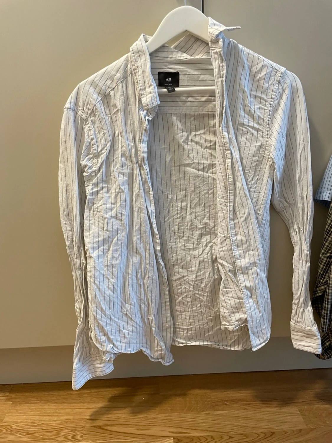 Vit randig skjorta från H&M