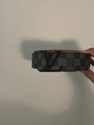 Märke bälte, box kostar extra - Helt nytt märkes bälte , inga skador 110cm, fler bilder kan skickas 