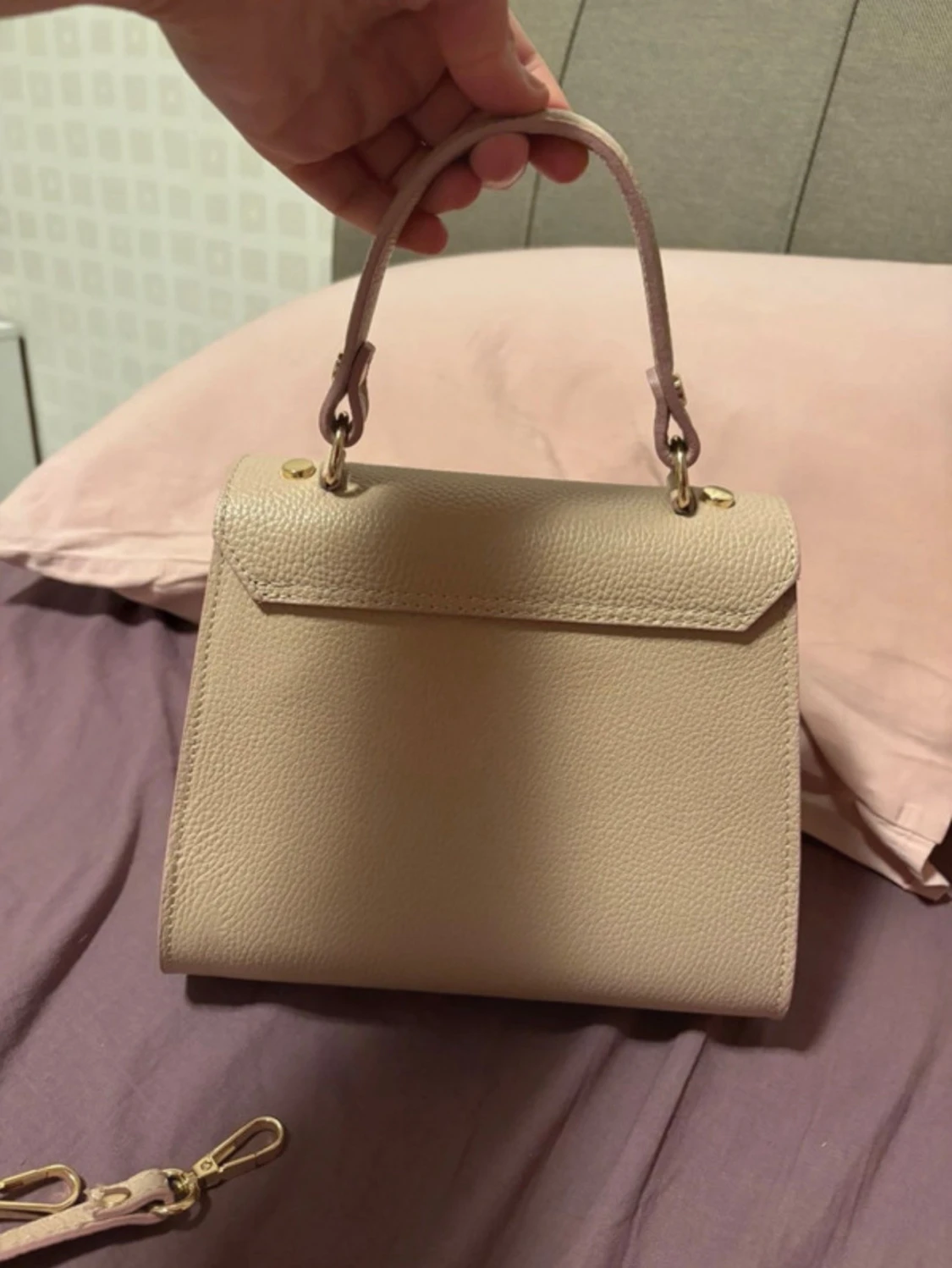 Beige handväska i äkta läder - 3