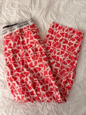Pyjamasbyxor / mjukis - Pyjamasbyxor/mjukis från Calvin Klein, bra skick 🤍🤍
