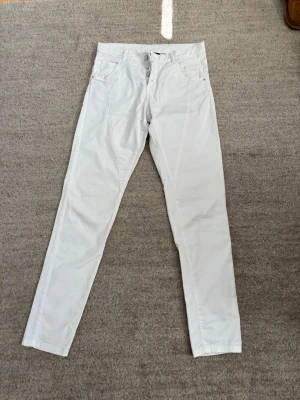 Jeans - Fina jeans i ett mycket bra skick 